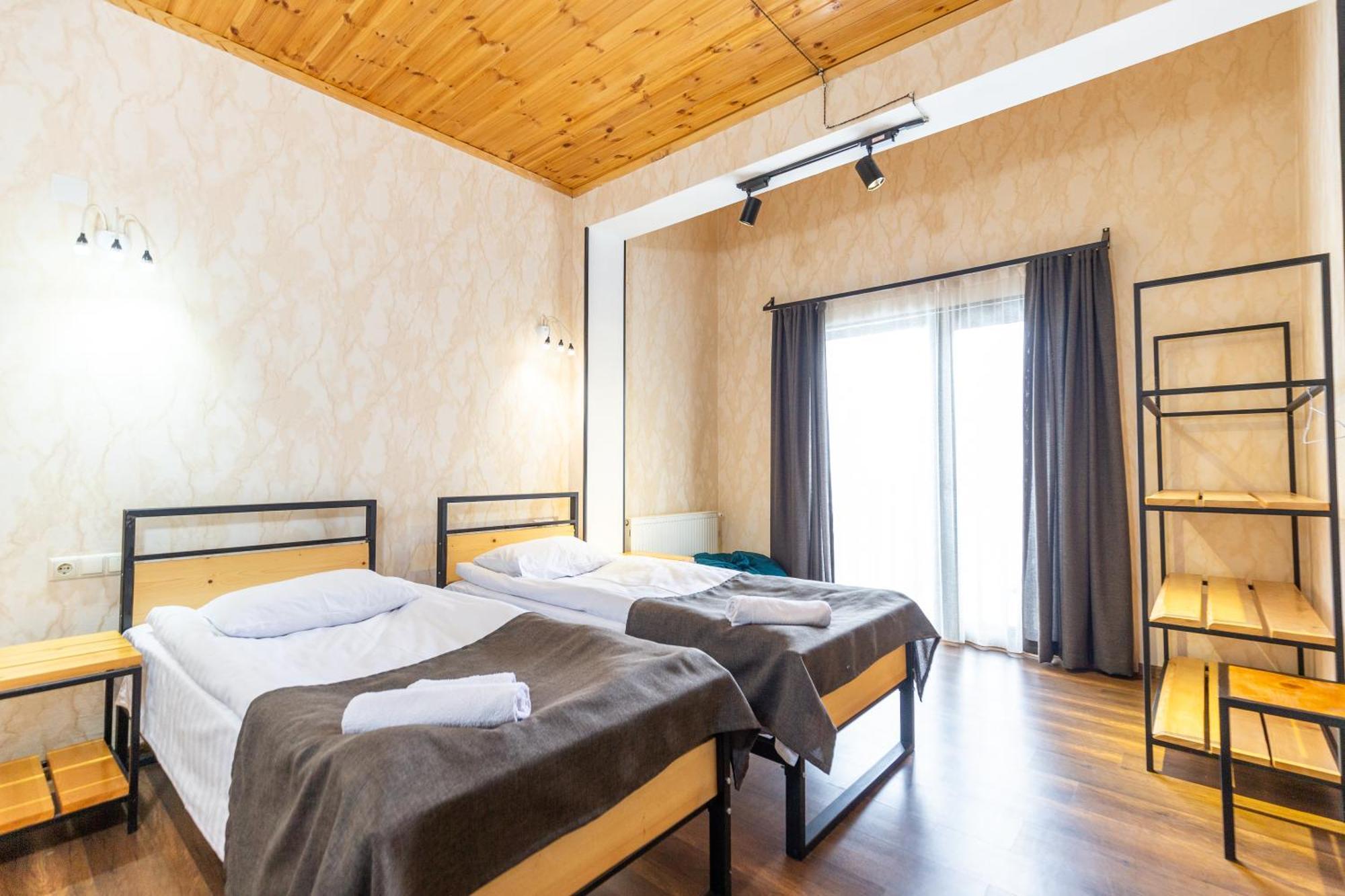 Mestia Hotel Amirani Luaran gambar