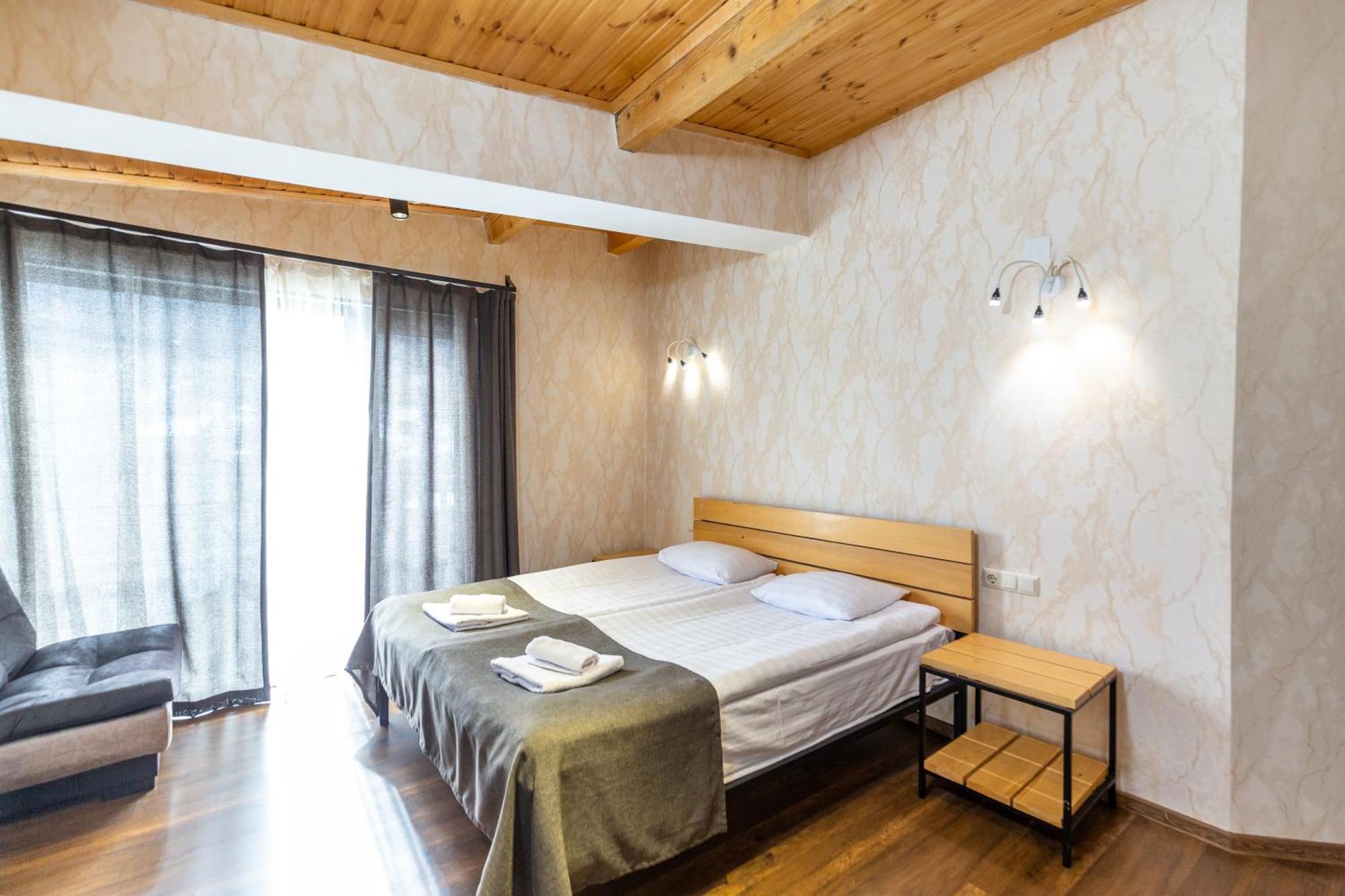 Mestia Hotel Amirani Luaran gambar