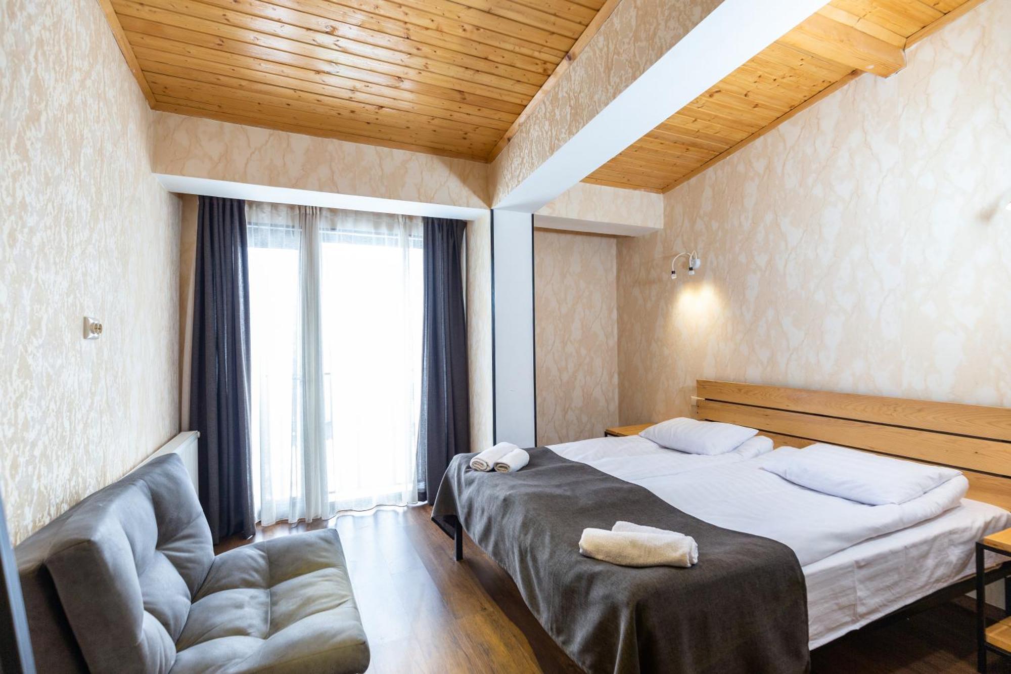 Mestia Hotel Amirani Luaran gambar